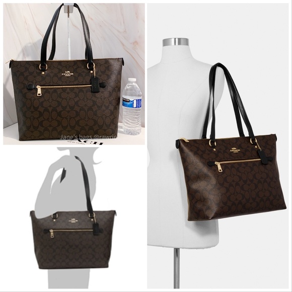 New Coach Signature Gallery Zip Tote - Picture 2 of 4